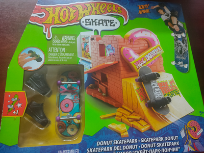 Hot Wheels SKATE - Donut Skatepark