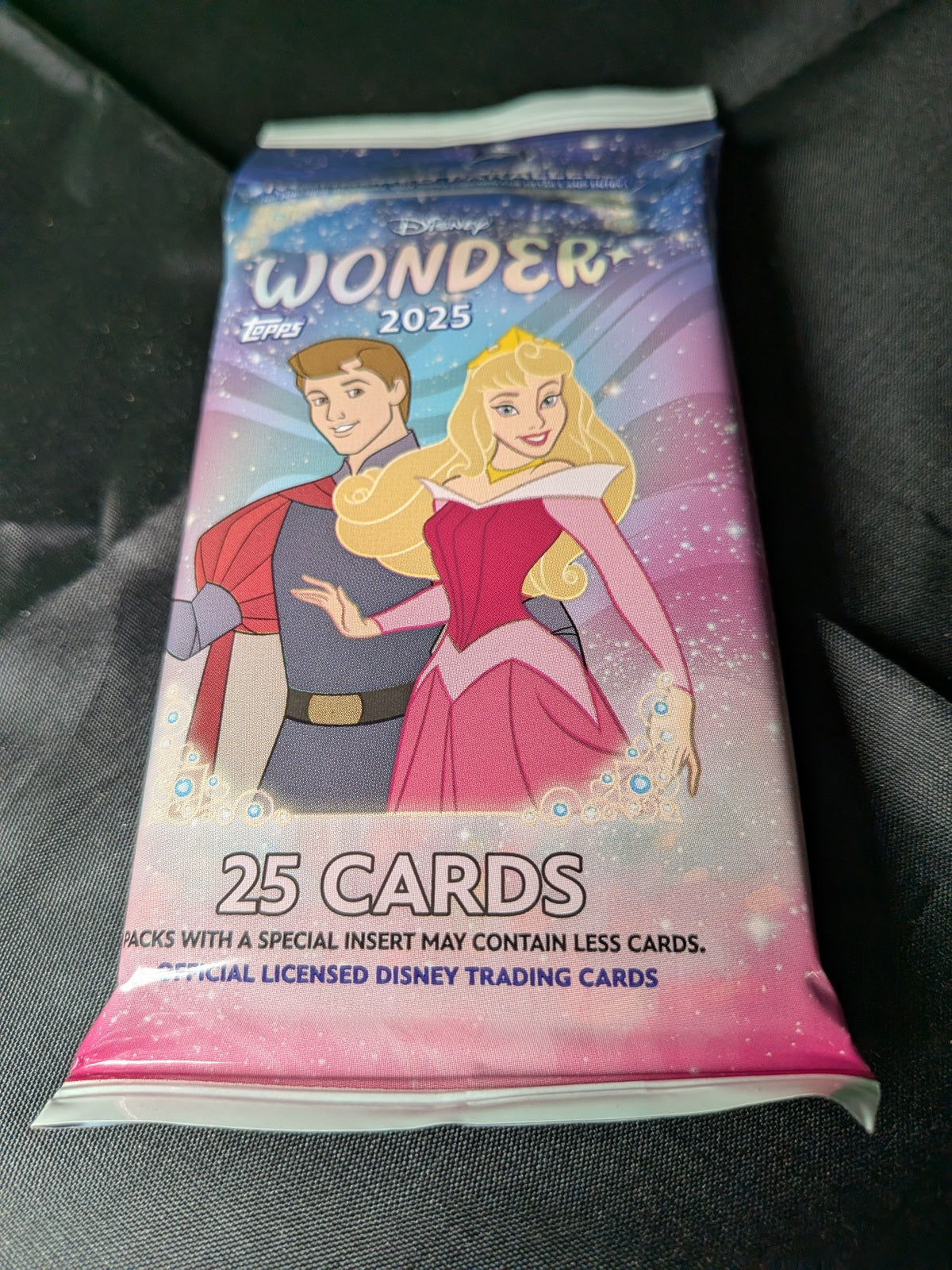 Sobre con 25 cartas Disney Wonder 2025 - TOPPS